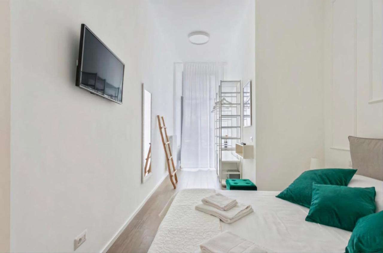 Sofia Lake Suite Комо Экстерьер фото
