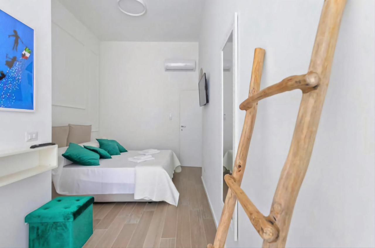 Sofia Lake Suite Комо Экстерьер фото