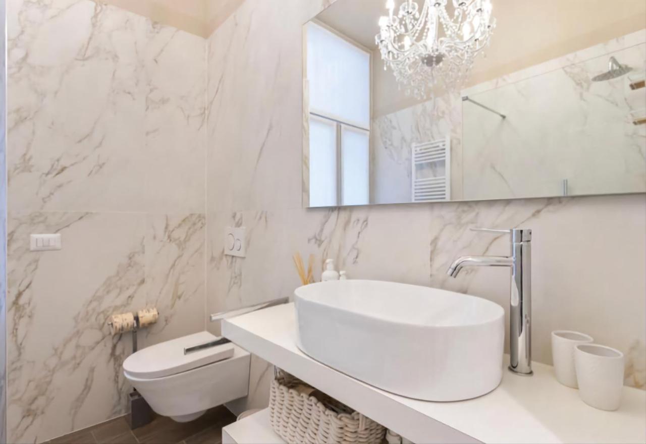 Sofia Lake Suite Комо Экстерьер фото