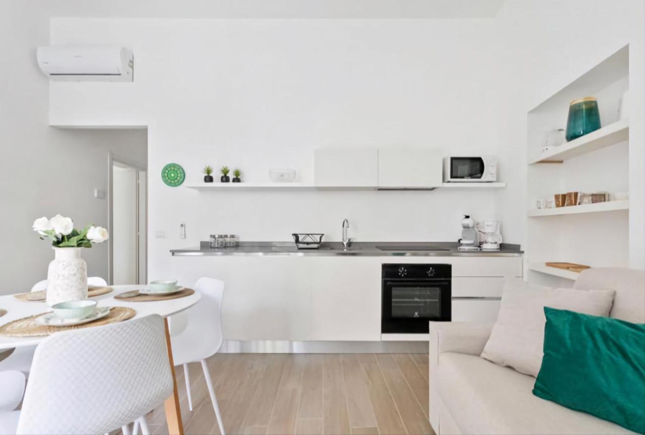 Sofia Lake Suite Комо Экстерьер фото